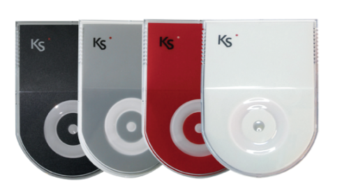 4 plastrons de couleur incluses